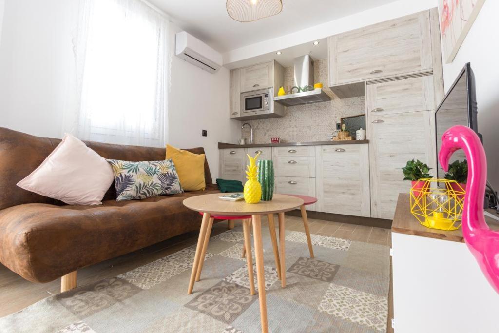 Apartamento Vintage En El Centro De Malaga Luaran gambar
