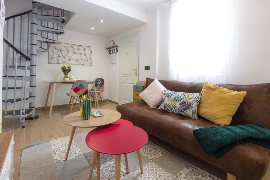 Apartamento Vintage En El Centro De Malaga Luaran gambar